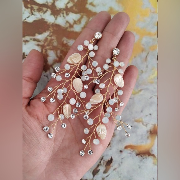 Hobo Wedding Earrings Leaf Bridal Earrings Champagne Gold - Picture 3 of 7